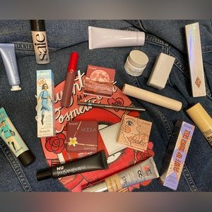 MAKEUP LOT